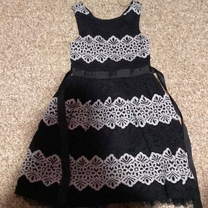 Kids black dress with ribbon